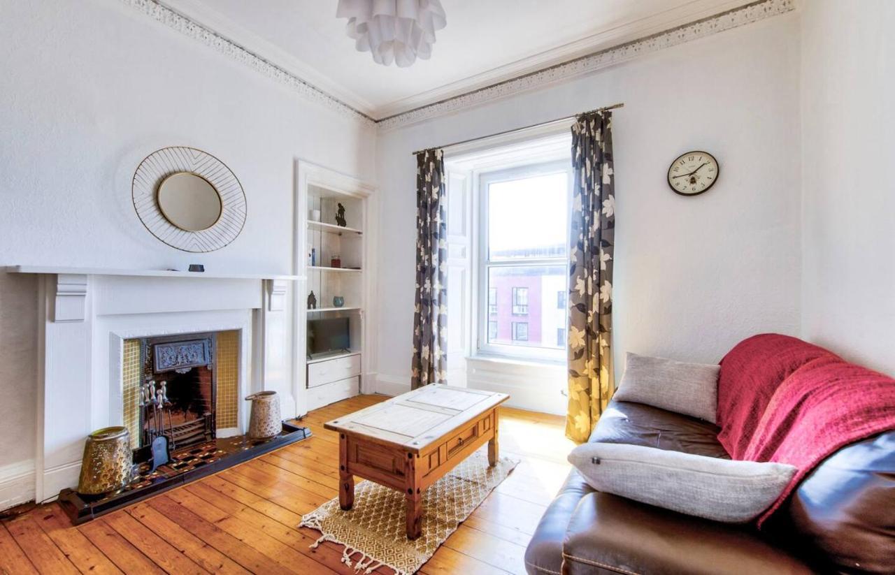 Entire Period Flat By City Centre Edinburgh Eksteriør billede
