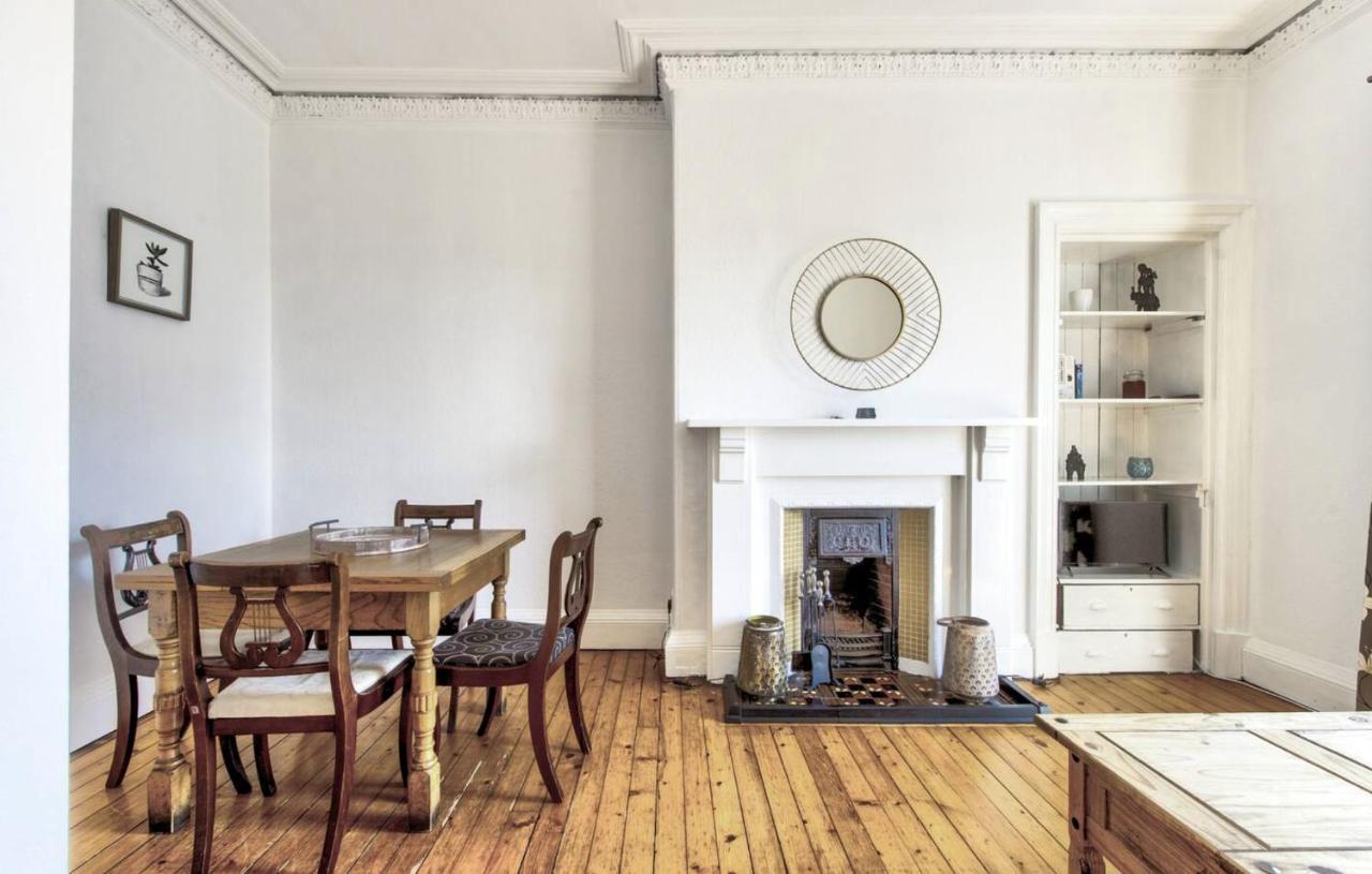 Entire Period Flat By City Centre Edinburgh Eksteriør billede