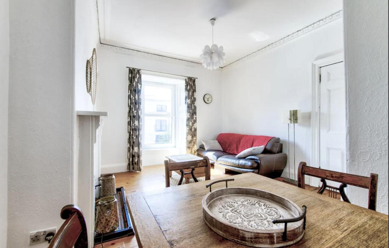 Entire Period Flat By City Centre Edinburgh Eksteriør billede